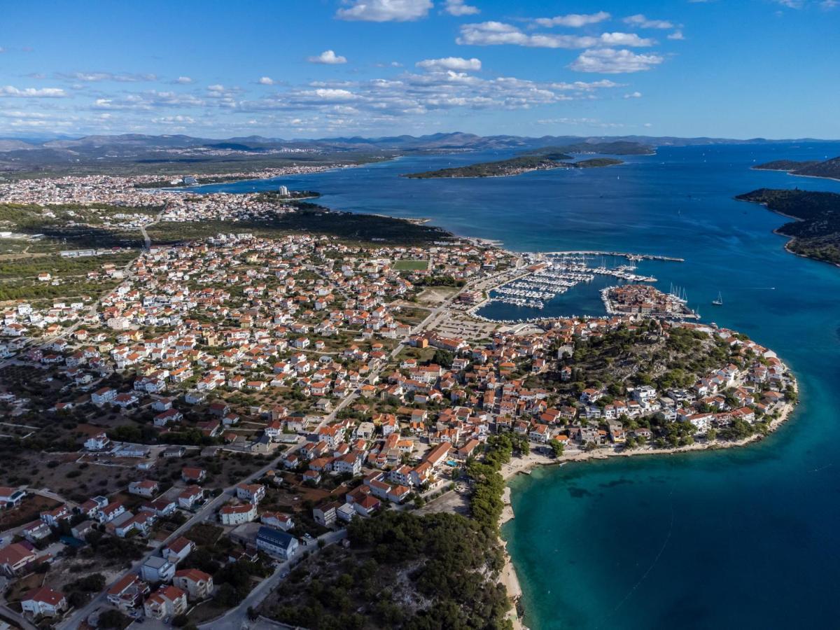 Apartman Tribunj Tribalj Екстериор снимка