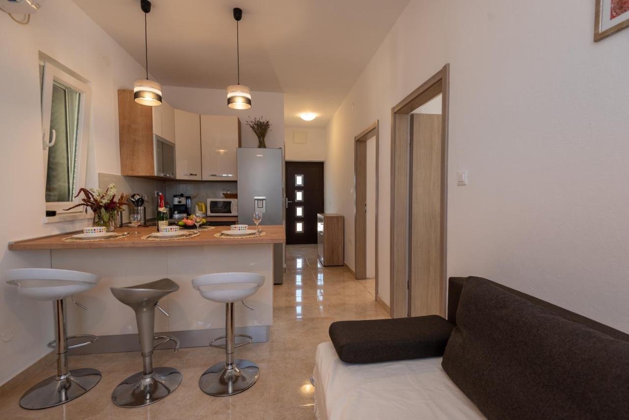 Apartman Tribunj Tribalj Екстериор снимка