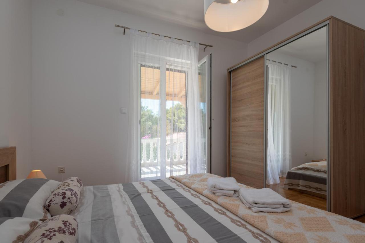 Apartman Tribunj Tribalj Екстериор снимка