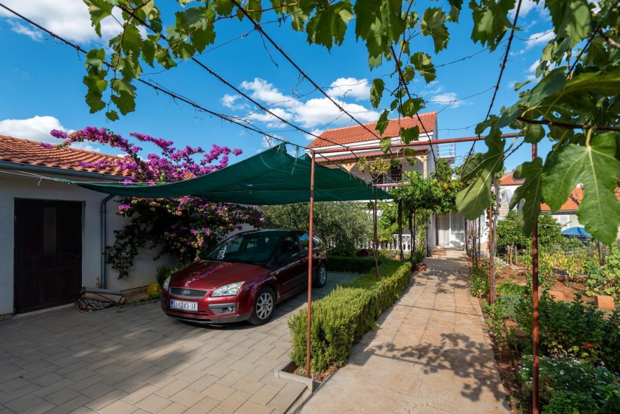 Apartman Tribunj Tribalj Екстериор снимка