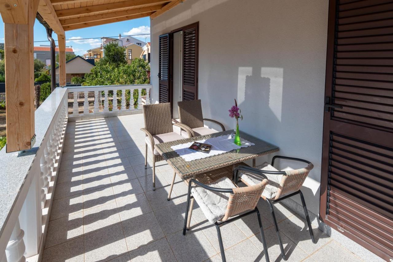 Apartman Tribunj Tribalj Екстериор снимка
